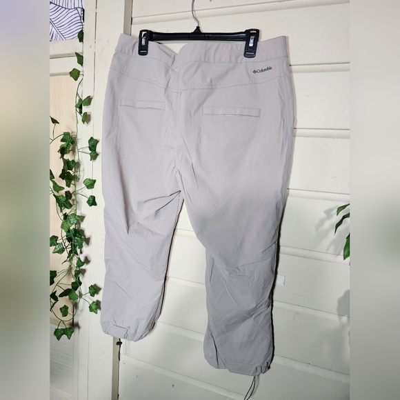 Columbia Women's  CreamCasual‎ Pants - Picture 7 of 8